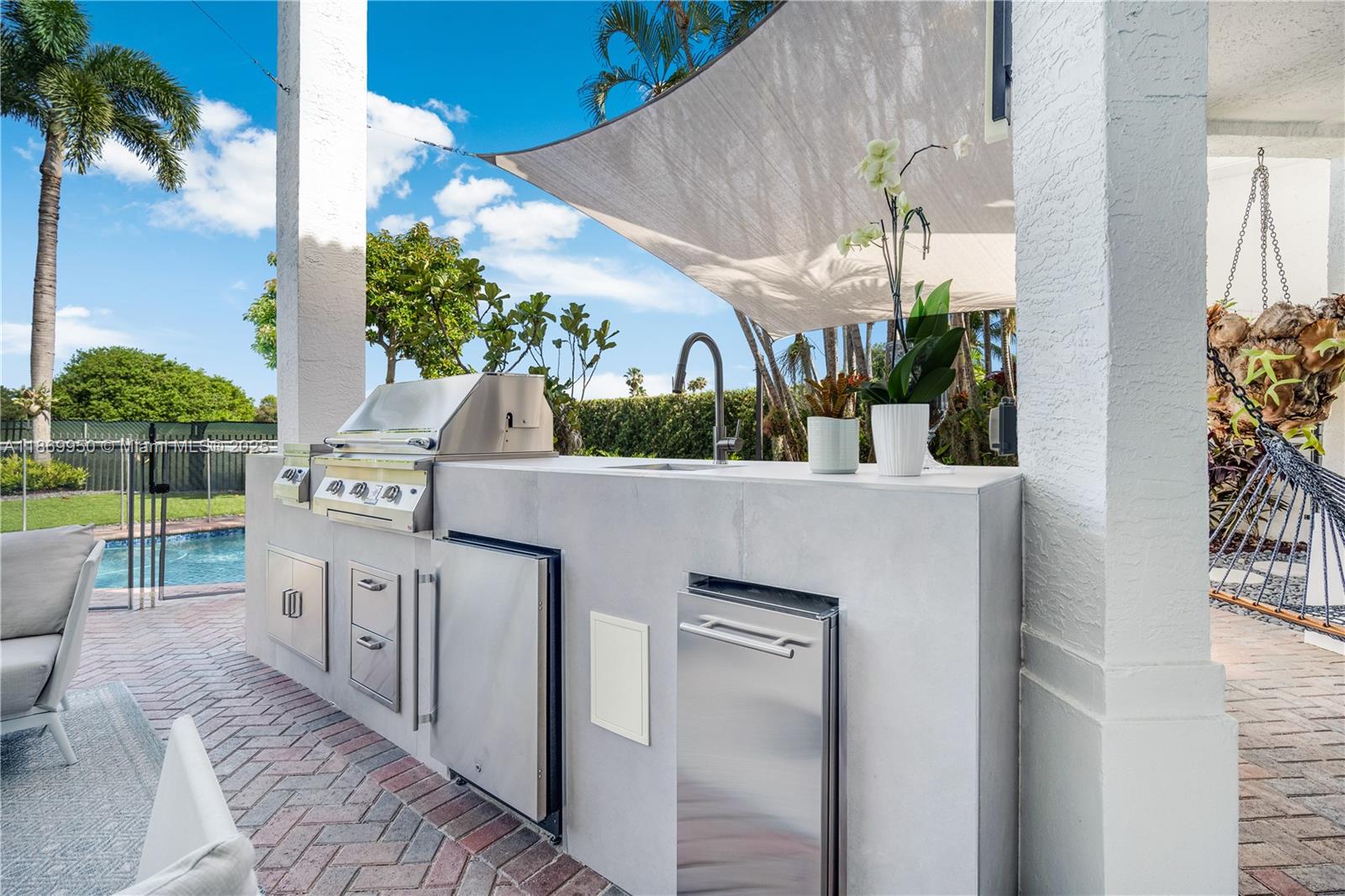 PRESIDENTIAL ESTATES SUB - Residential