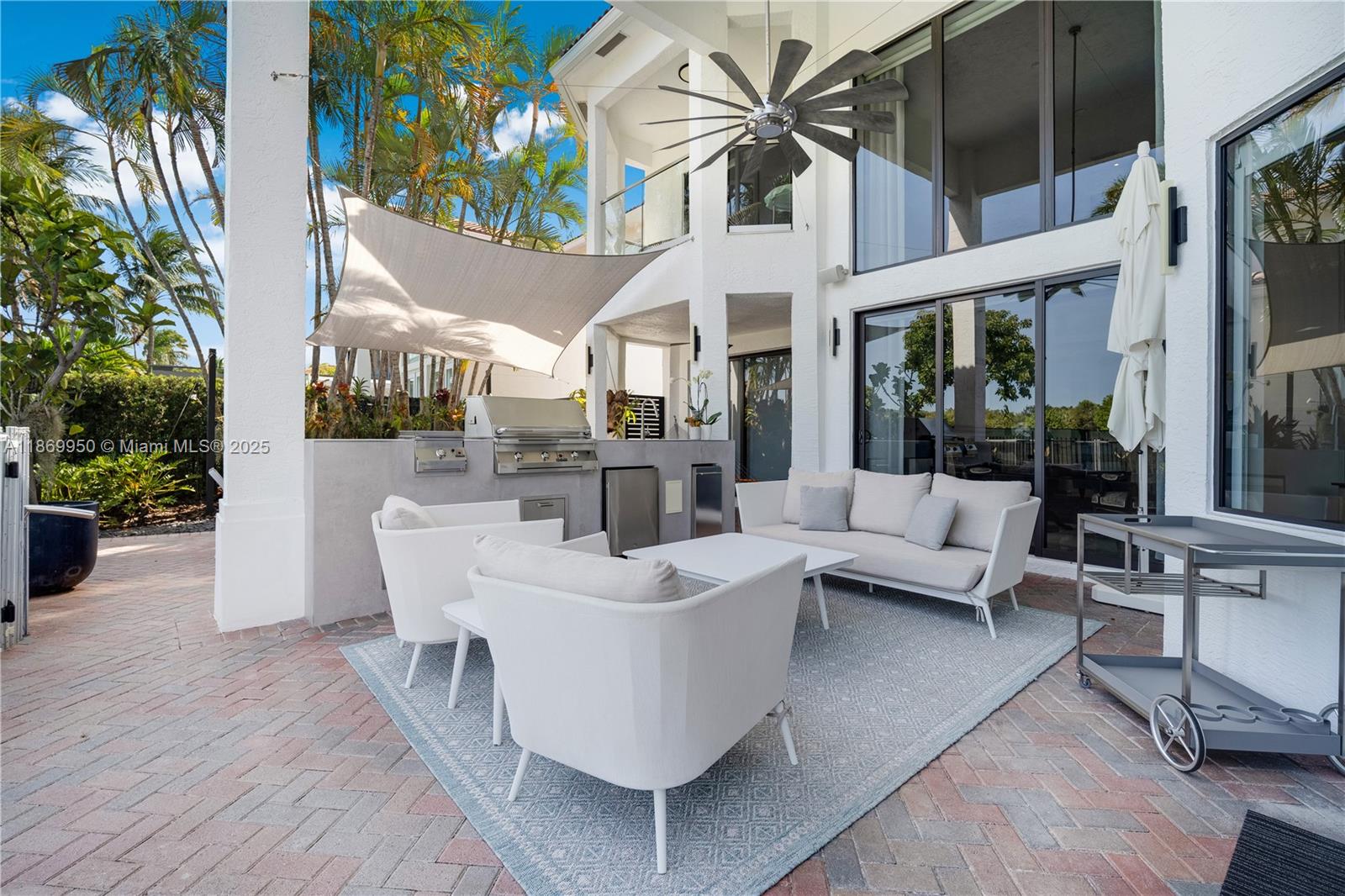 PRESIDENTIAL ESTATES SUB - Residential