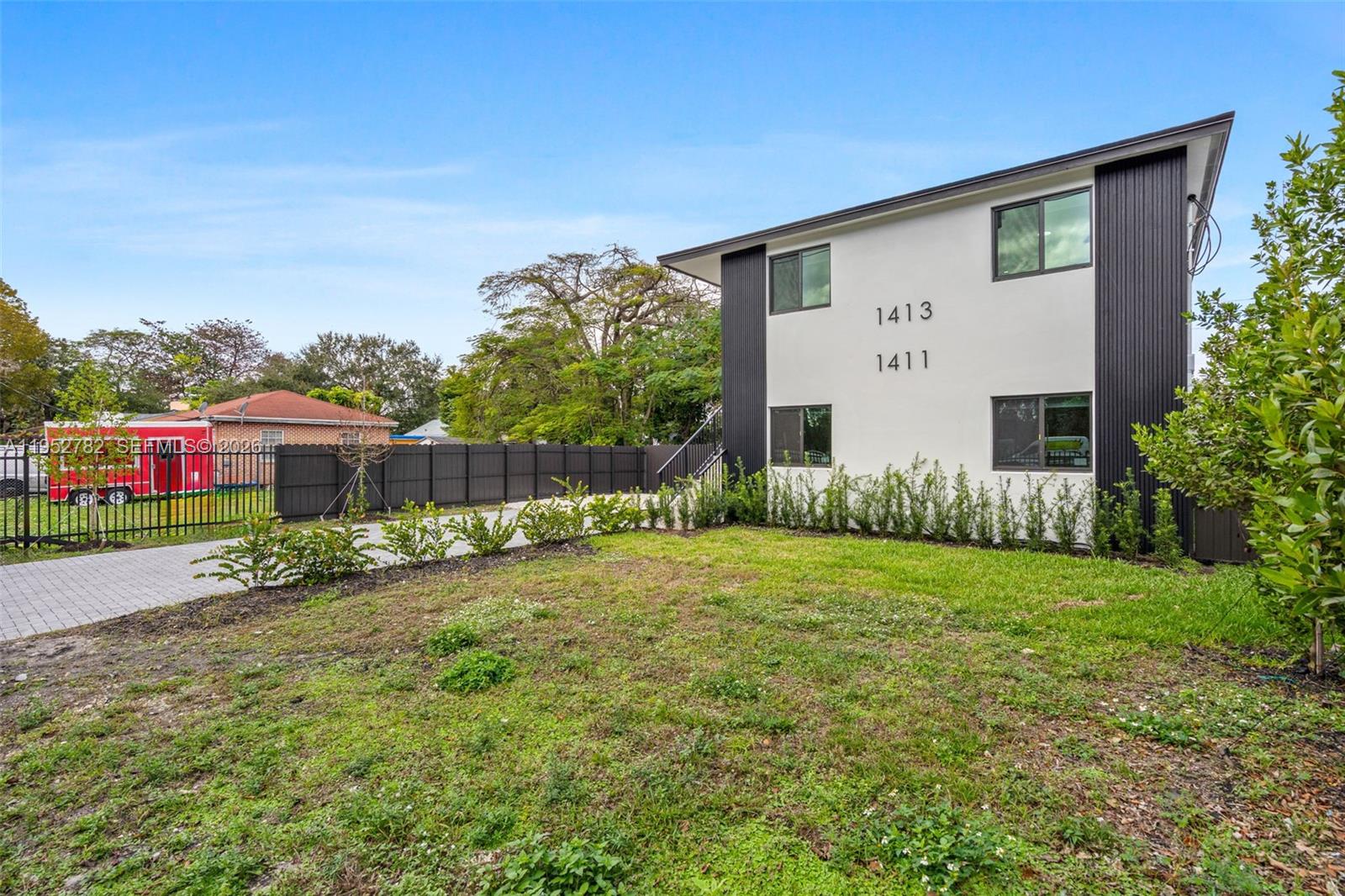 CORDOVA PARK - Residential Income