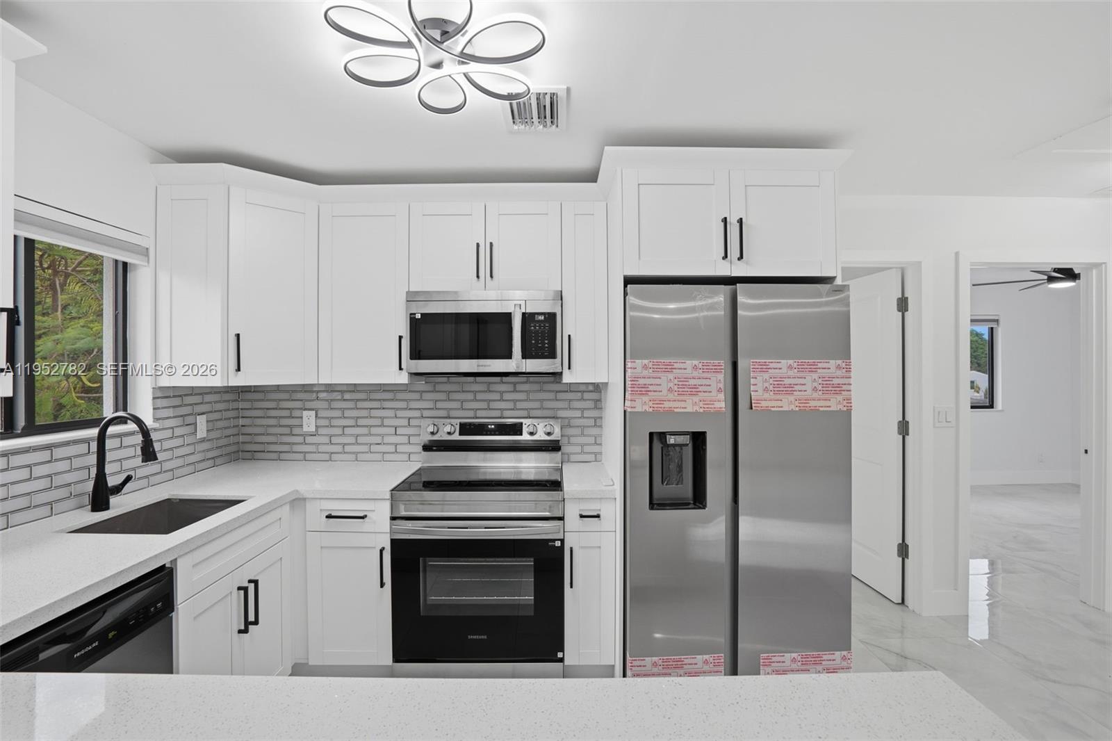 CORDOVA PARK - Residential Income