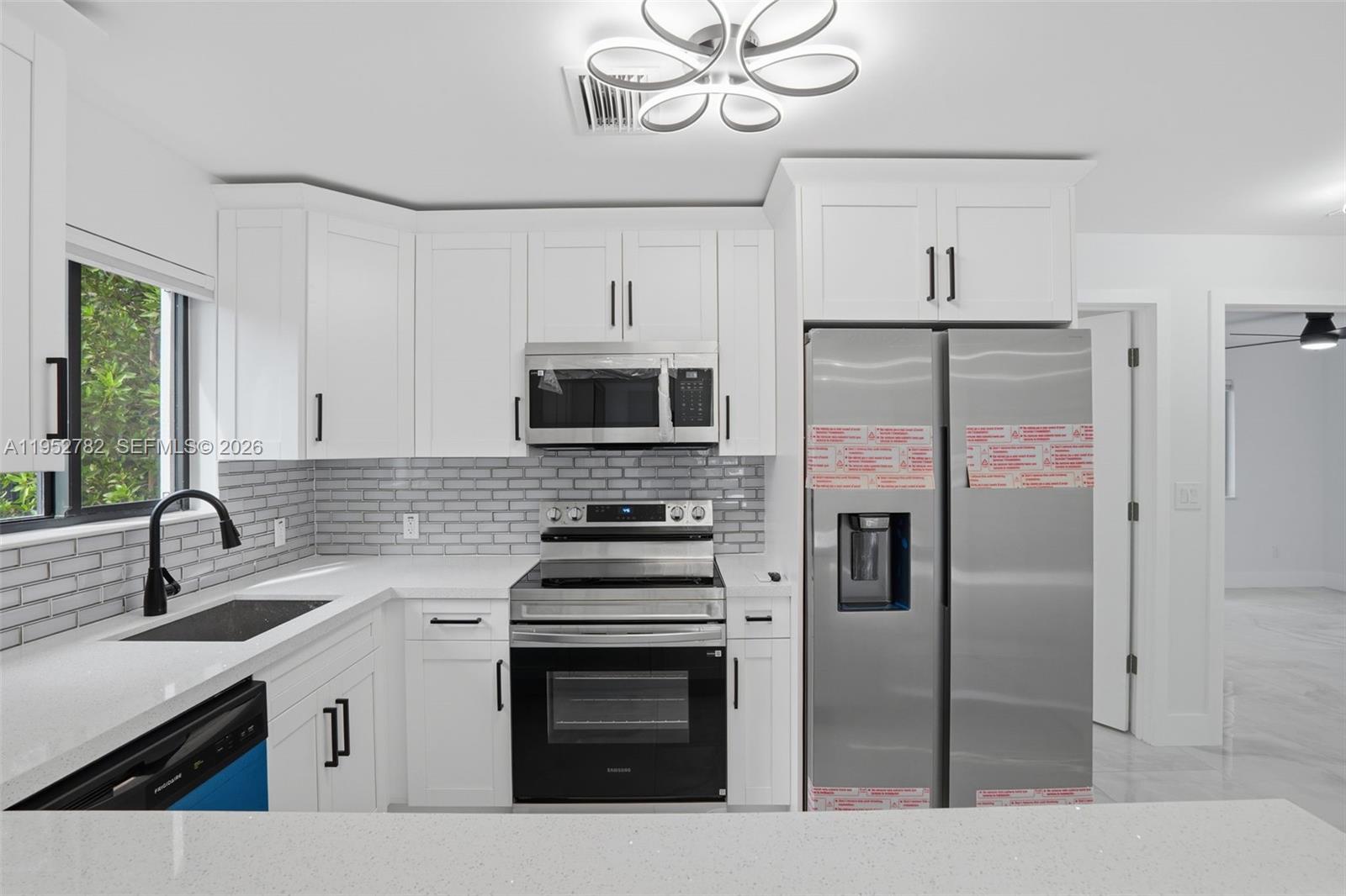 CORDOVA PARK - Residential Income