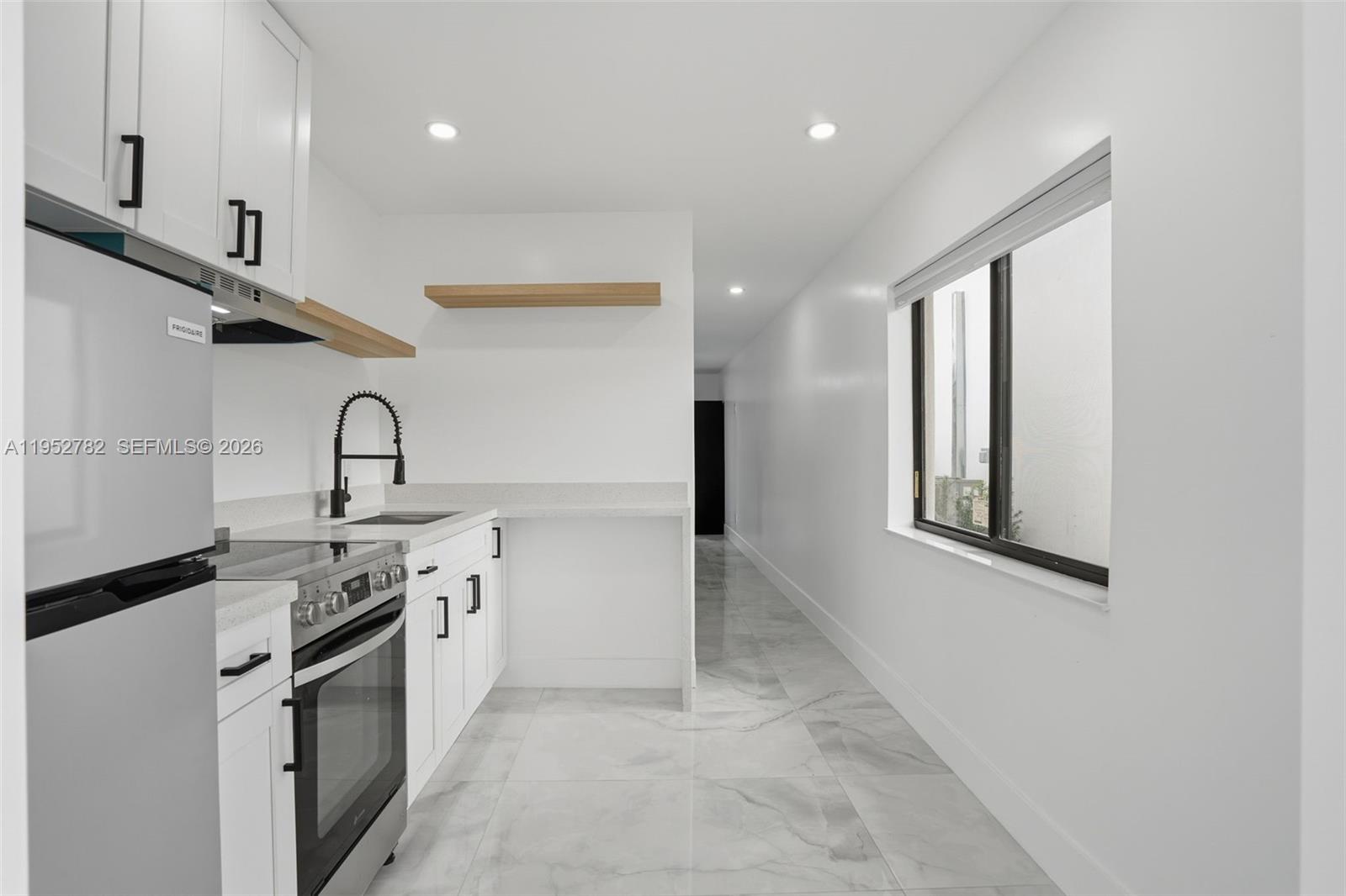 CORDOVA PARK - Residential Income