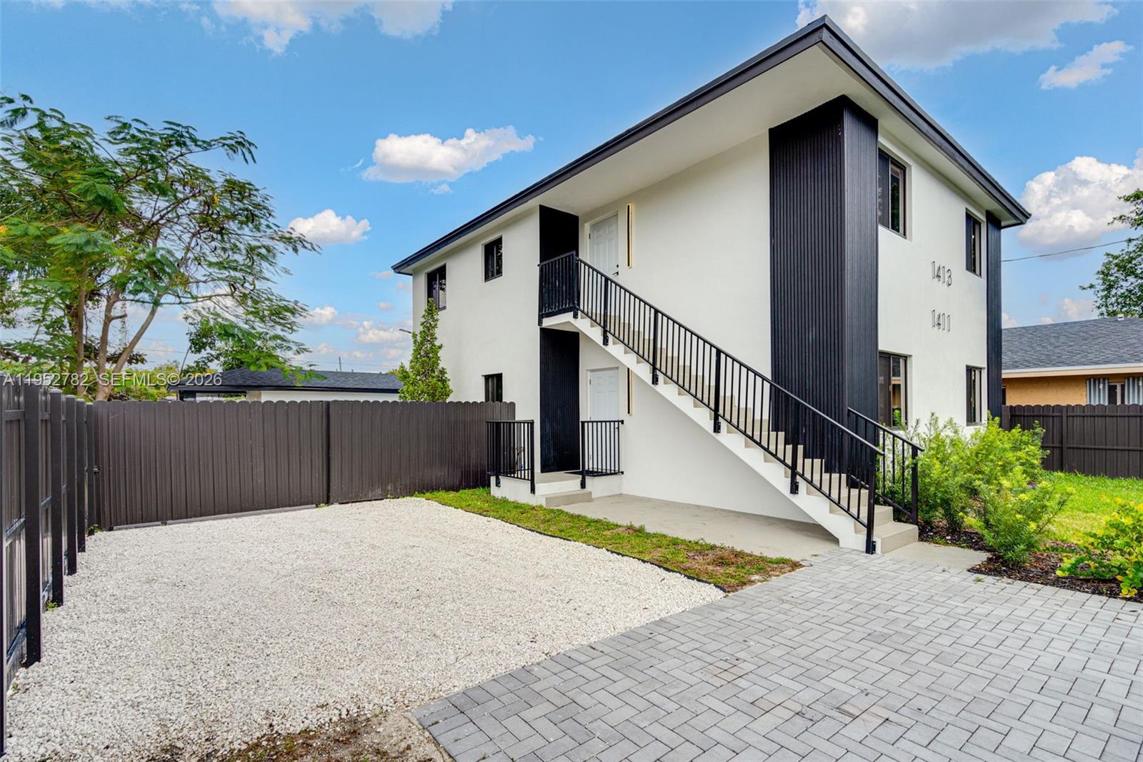 CORDOVA PARK - Residential Income