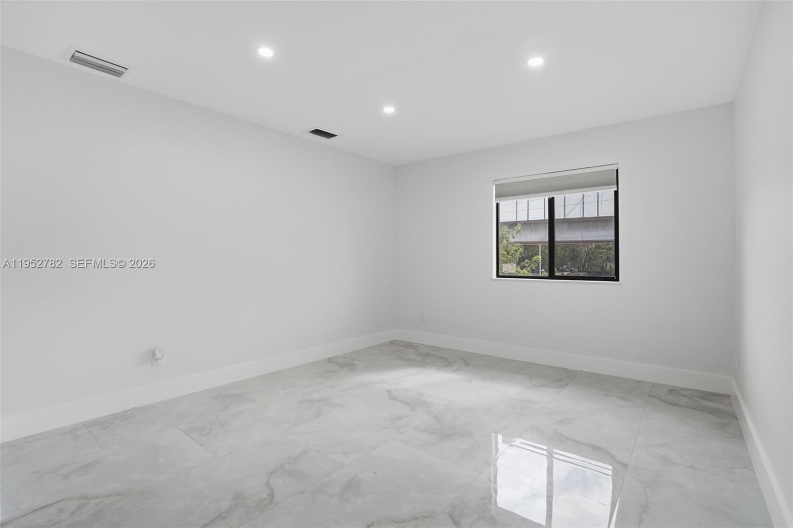 CORDOVA PARK - Residential Income