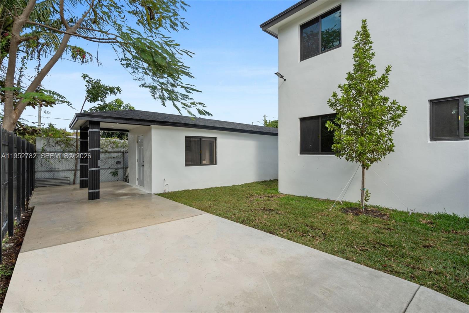 CORDOVA PARK - Residential Income