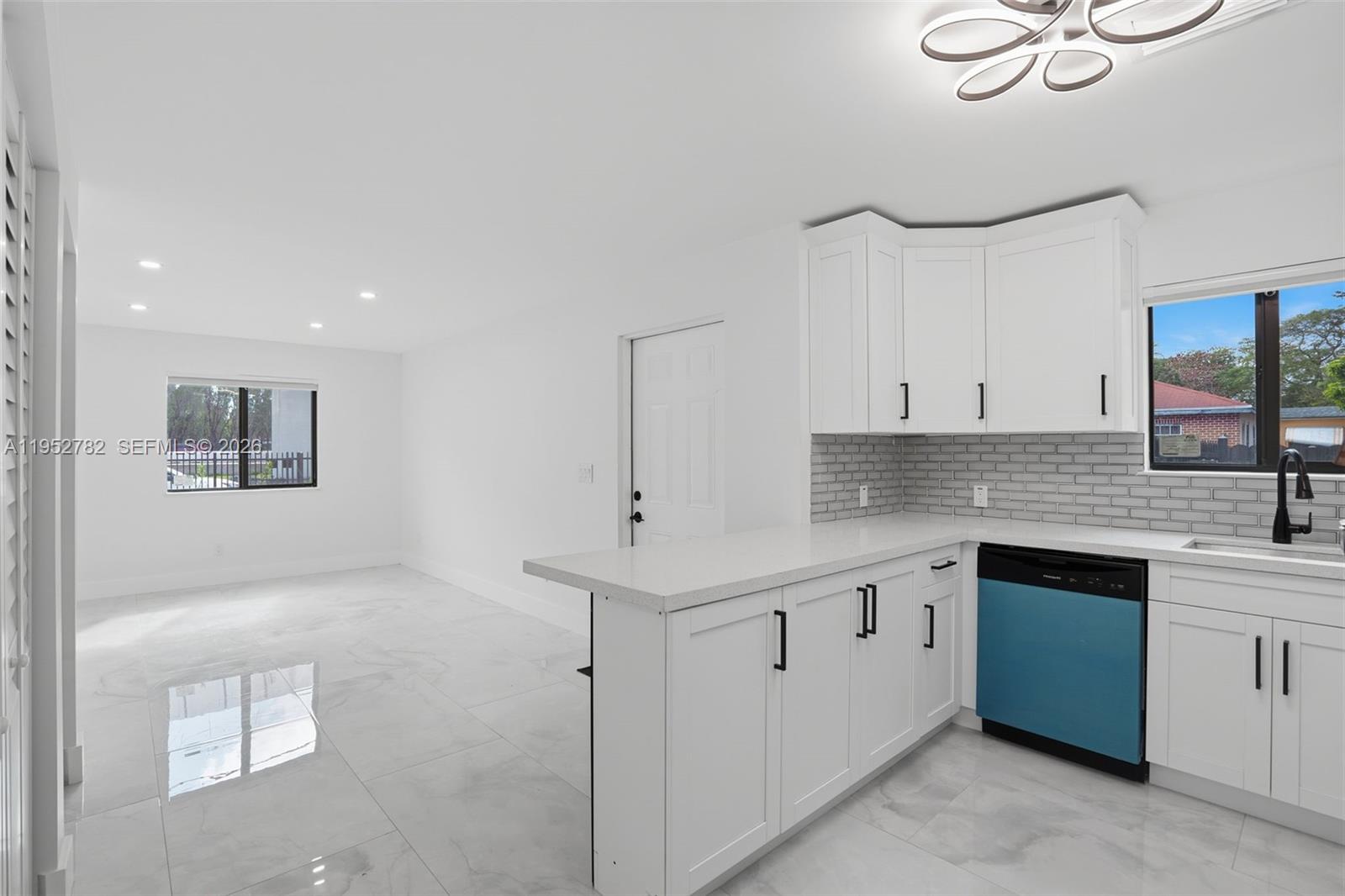 CORDOVA PARK - Residential Income