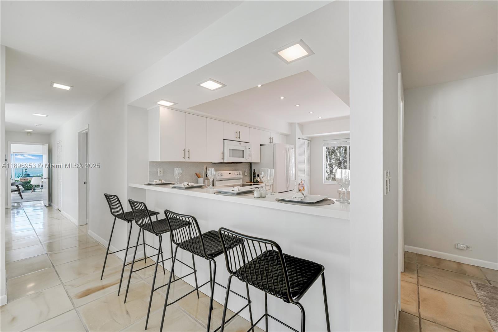 MASHTA ISLAND - Residential