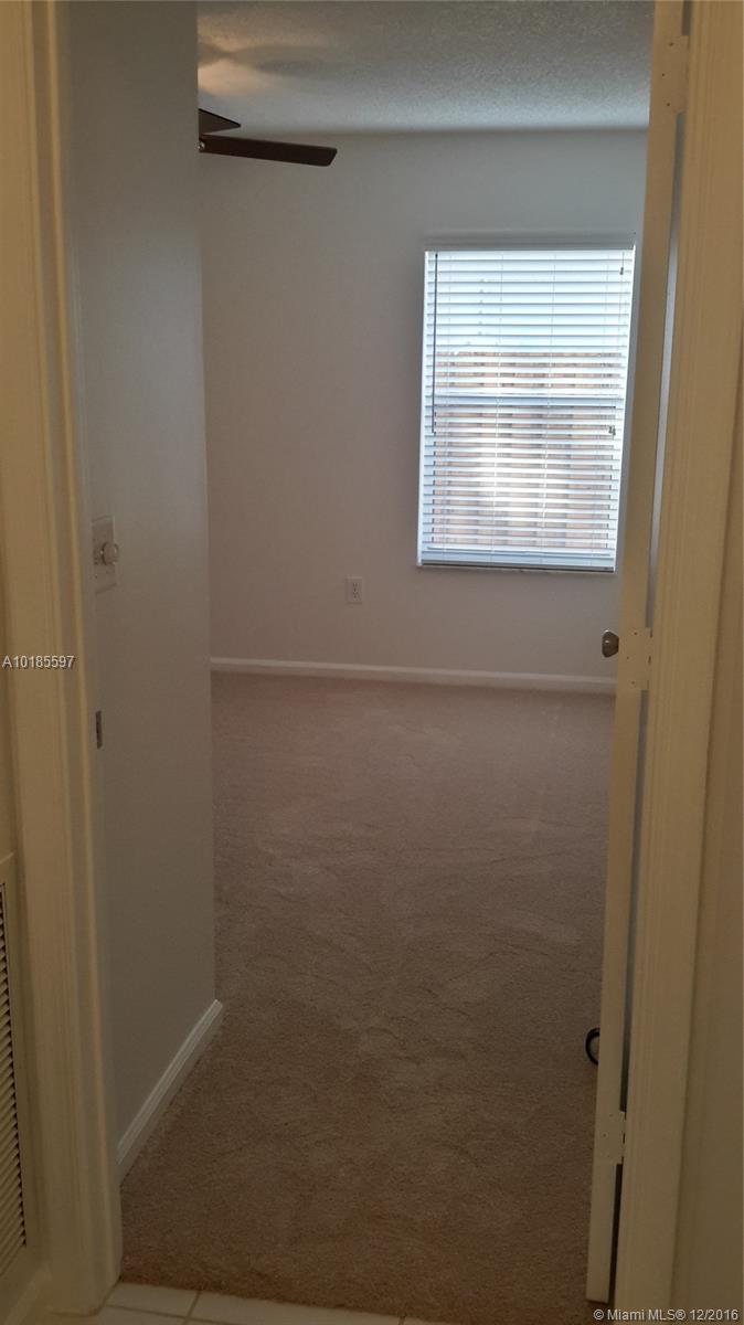 Boulevard Forest 113-39 B - Residential