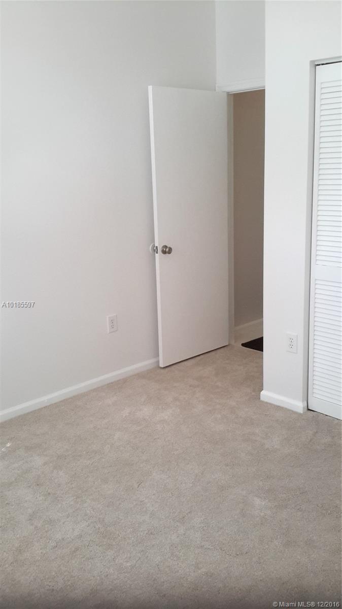 Boulevard Forest 113-39 B - Residential