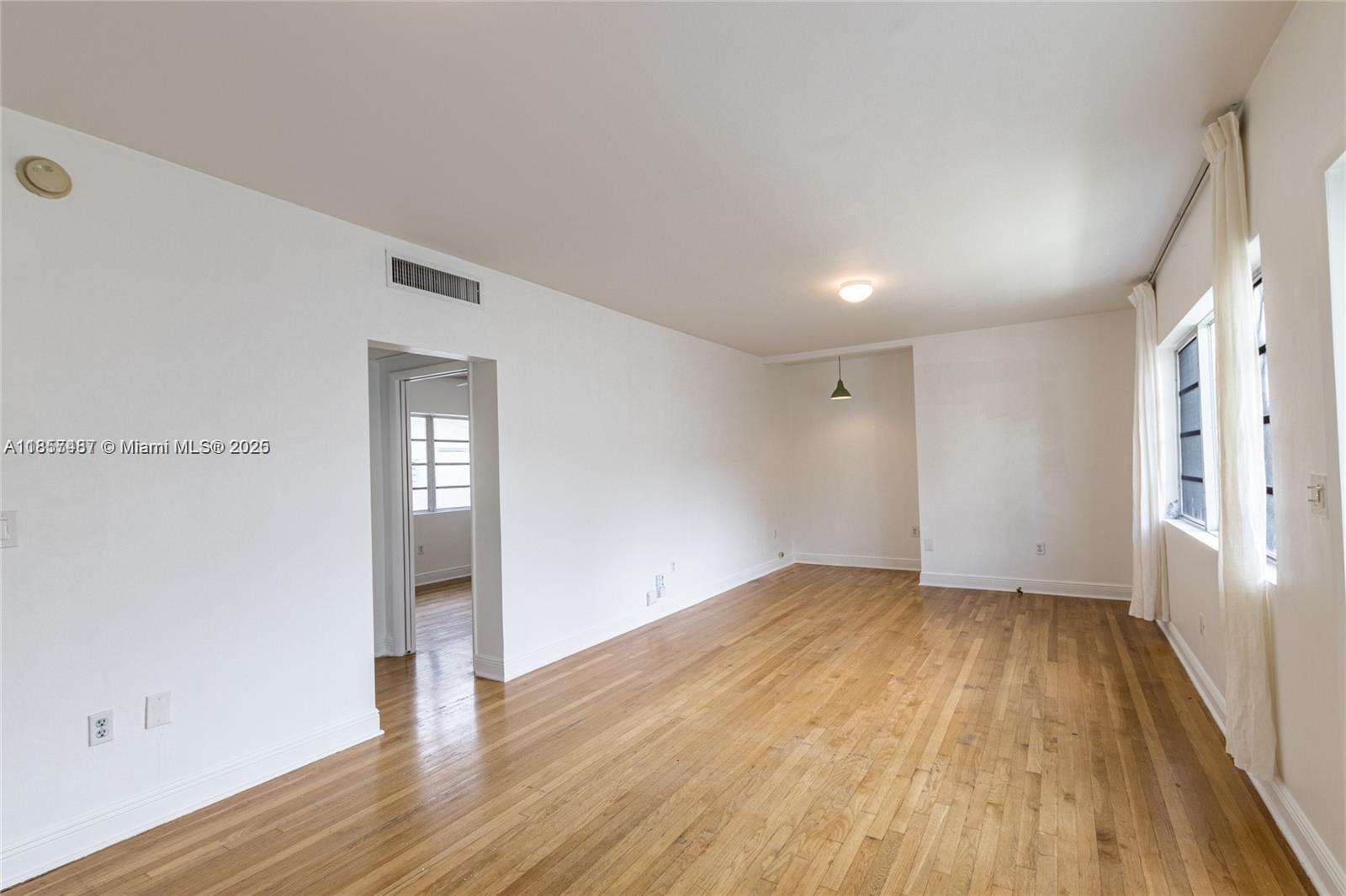 SANDPIPER VILLAS CO-OP - Residential