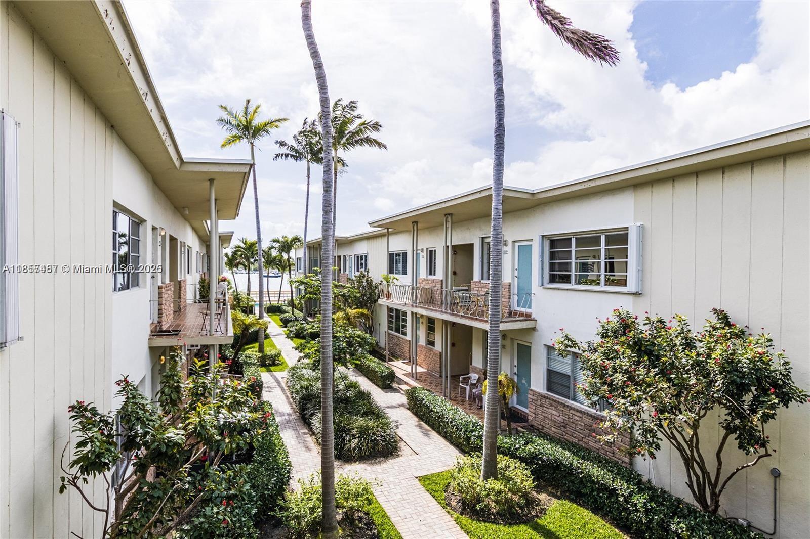 SANDPIPER VILLAS CO-OP - Residential