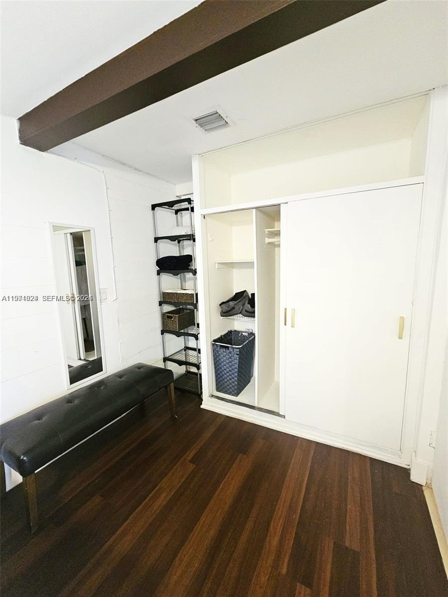 CORAL GABLES SEC E - Residential Lease