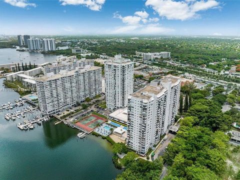 A home in Aventura