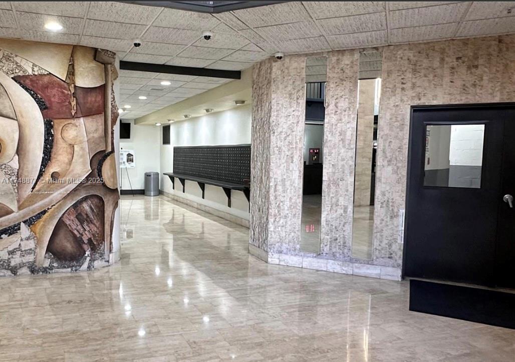 COMMODORE PLAZA CONDO - Residential