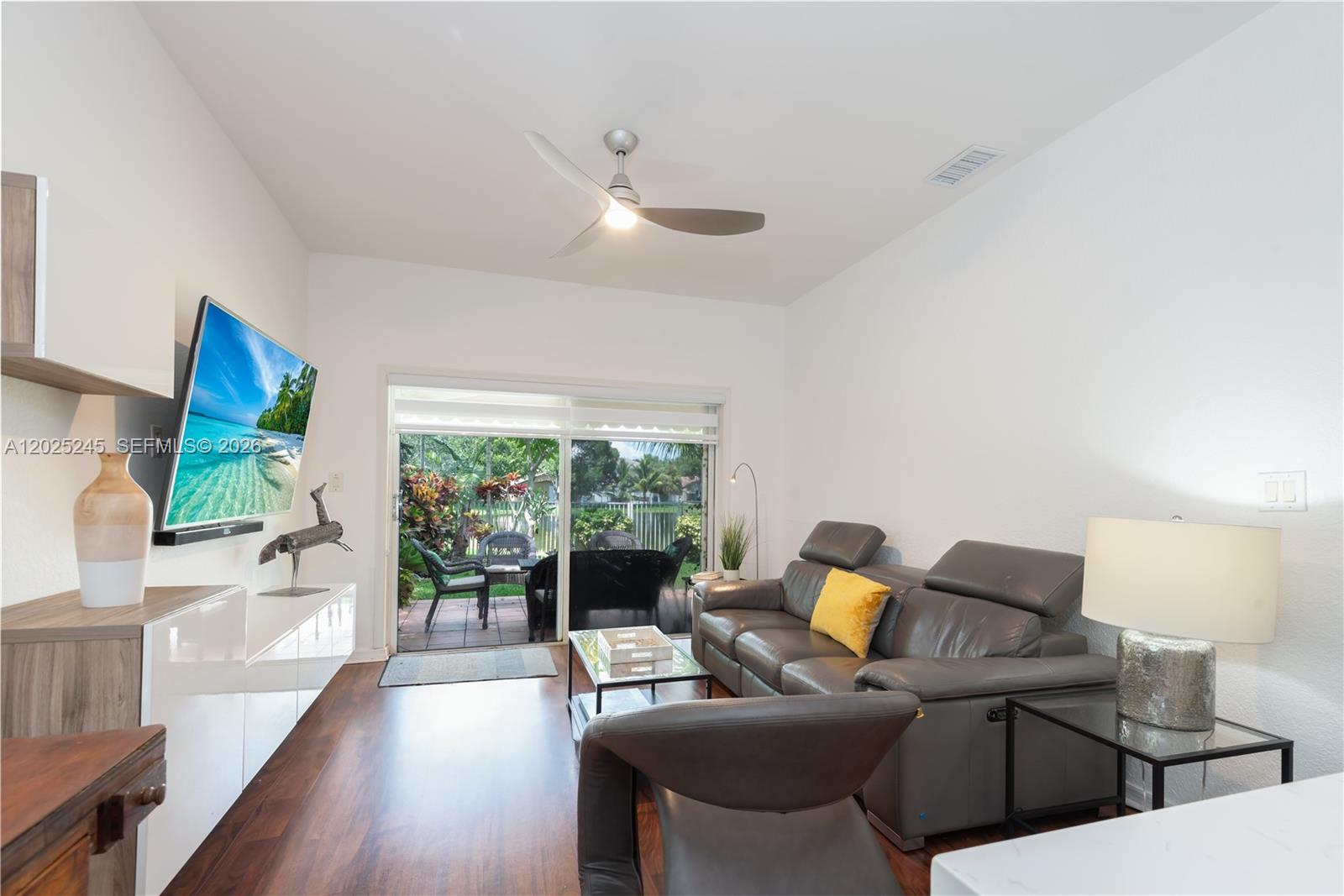 SAPPHIRE SHORES-SAPPHIRE - Residential