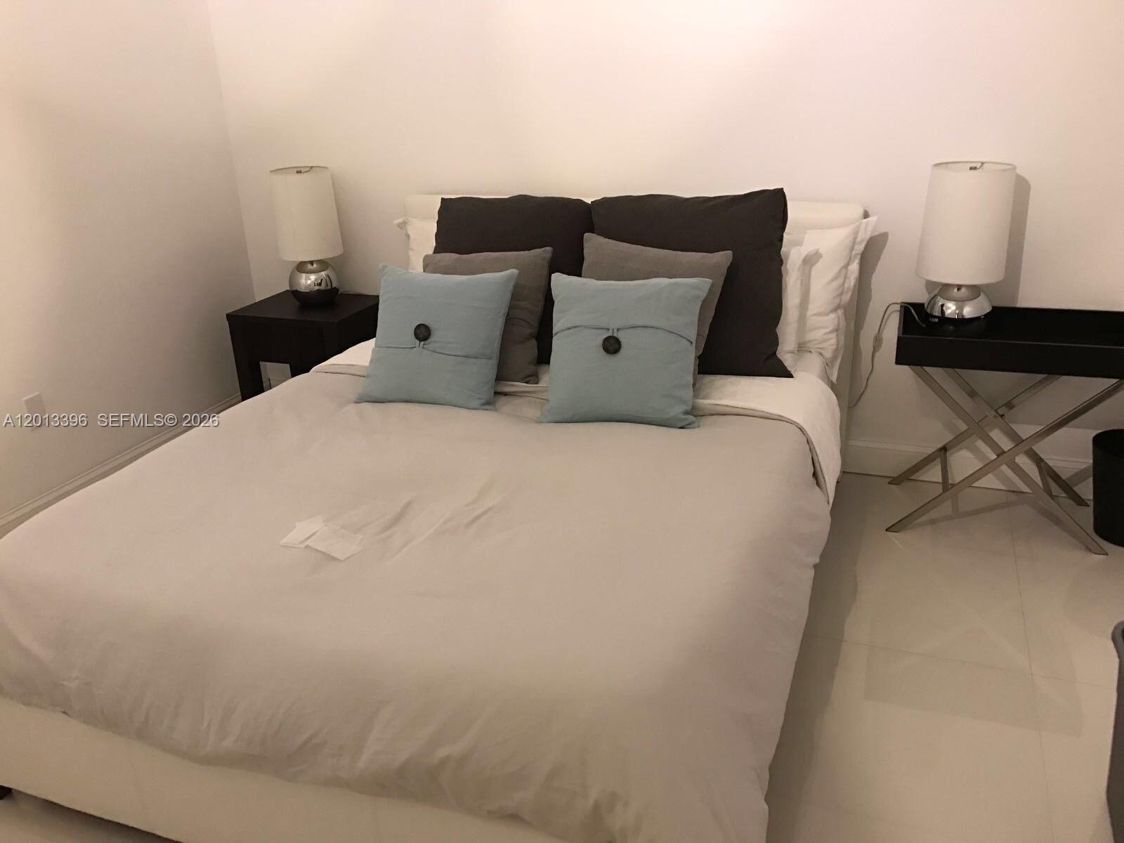 THE SAILS CONDO - Residential Lease