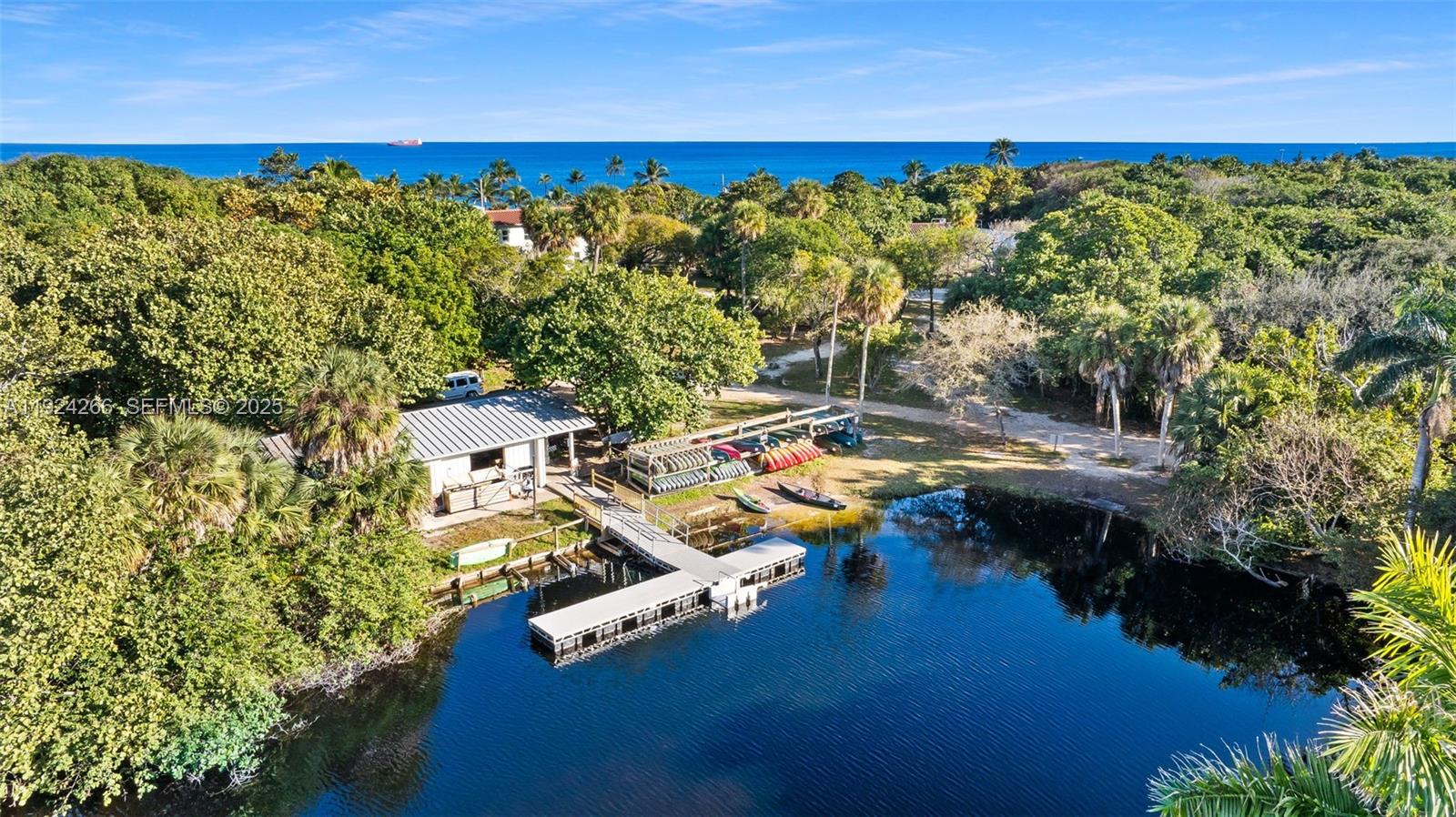 IMPERIAL POINT - Residential