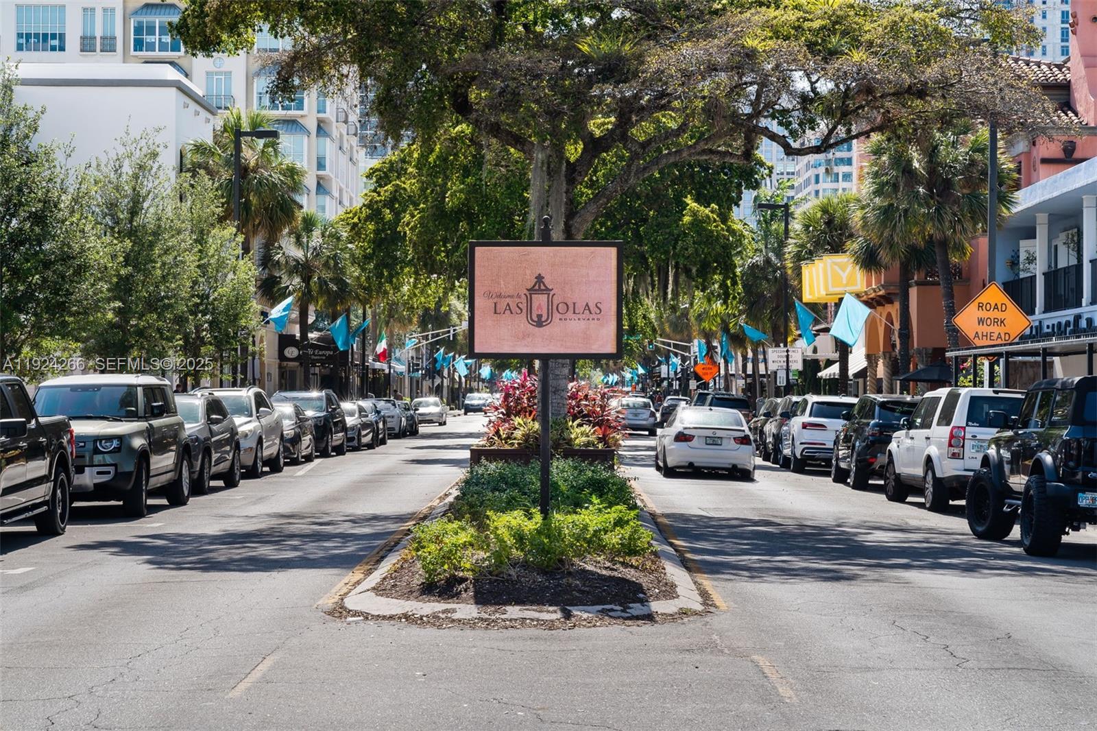 IMPERIAL POINT - Residential