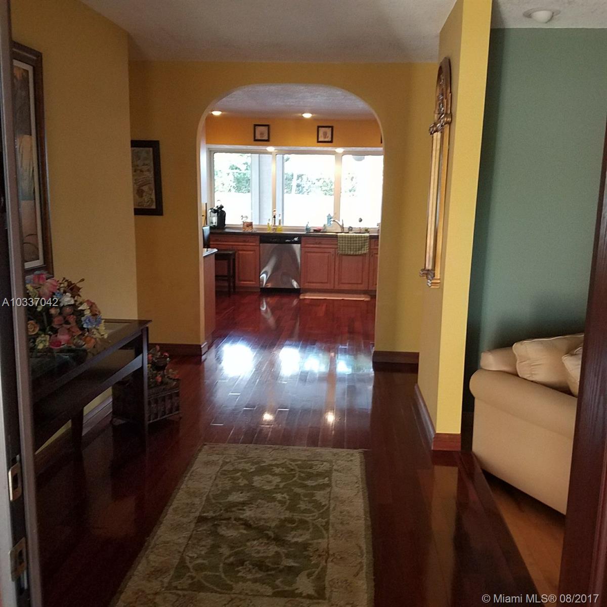 HOLLYWOOD HILLS 1965 - Residential