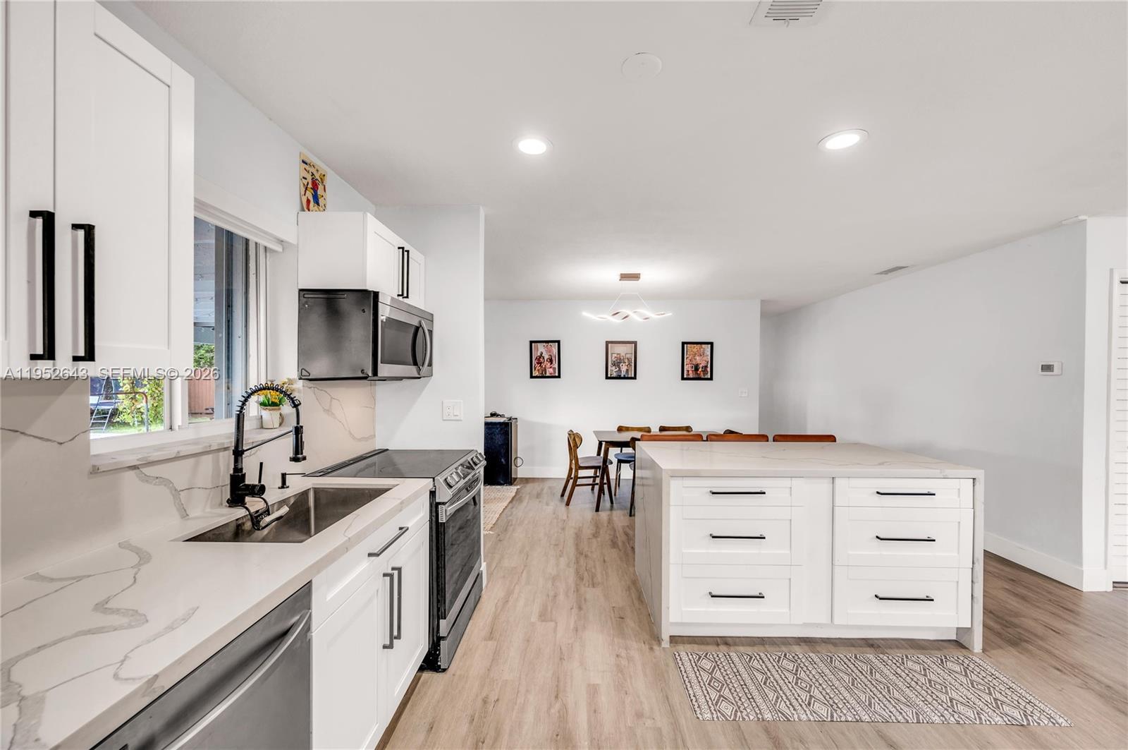 RAMBLING WOODS SUBDIVISIO - Residential