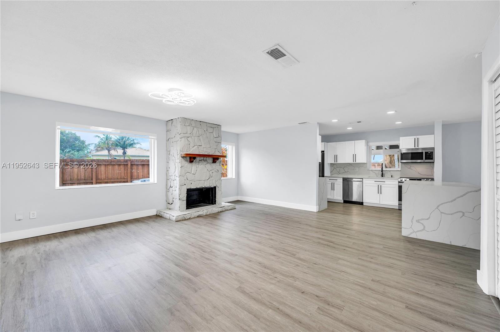 RAMBLING WOODS SUBDIVISIO - Residential