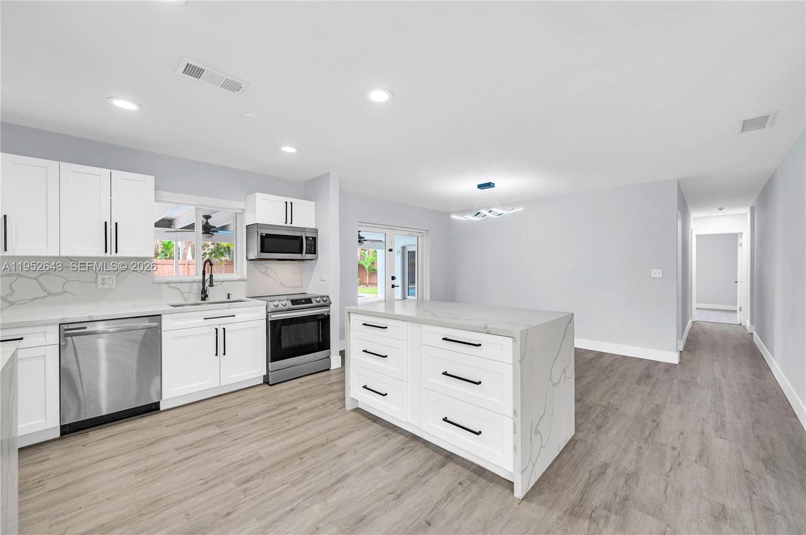 RAMBLING WOODS SUBDIVISIO - Residential