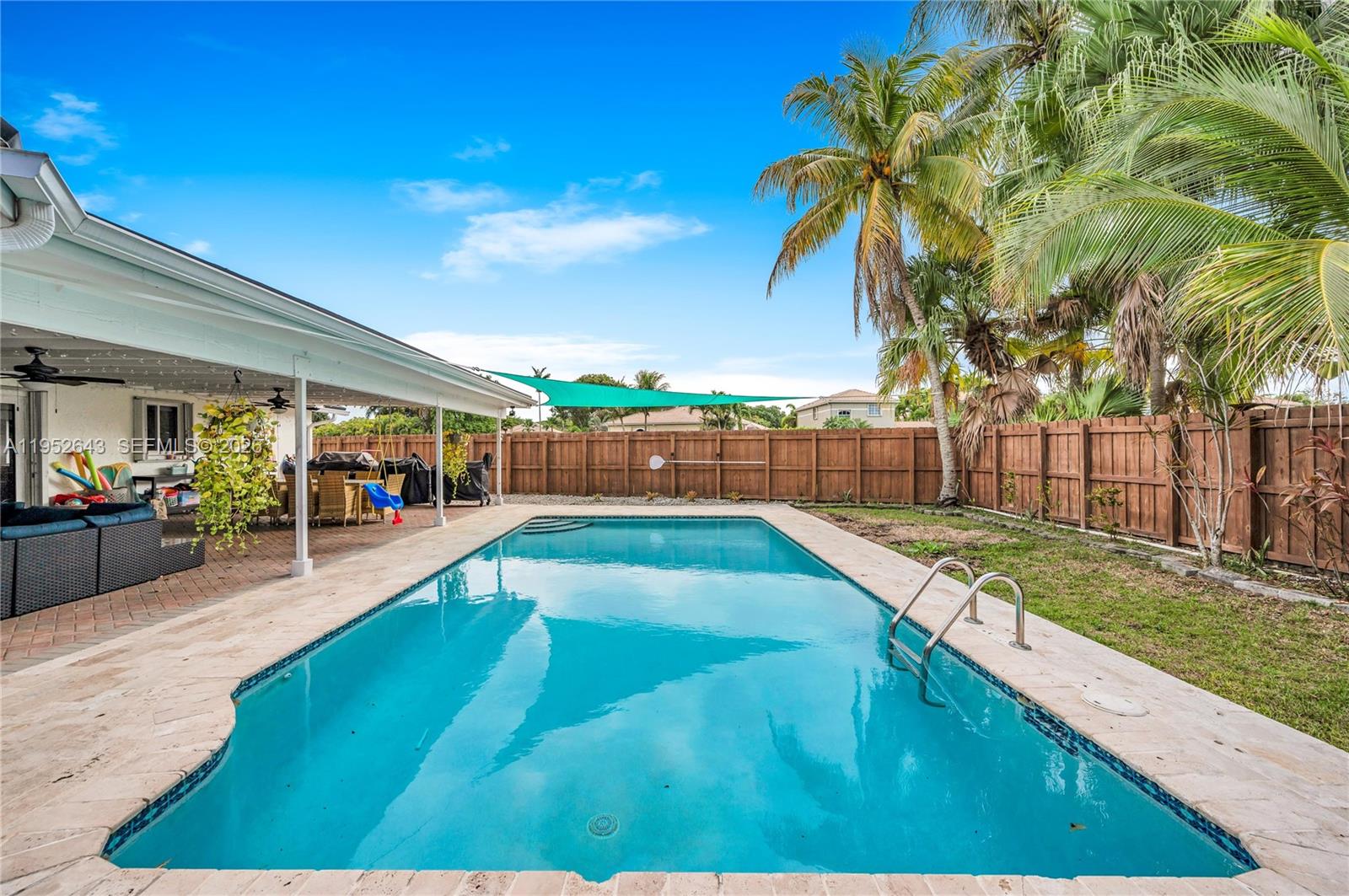 RAMBLING WOODS SUBDIVISIO - Residential