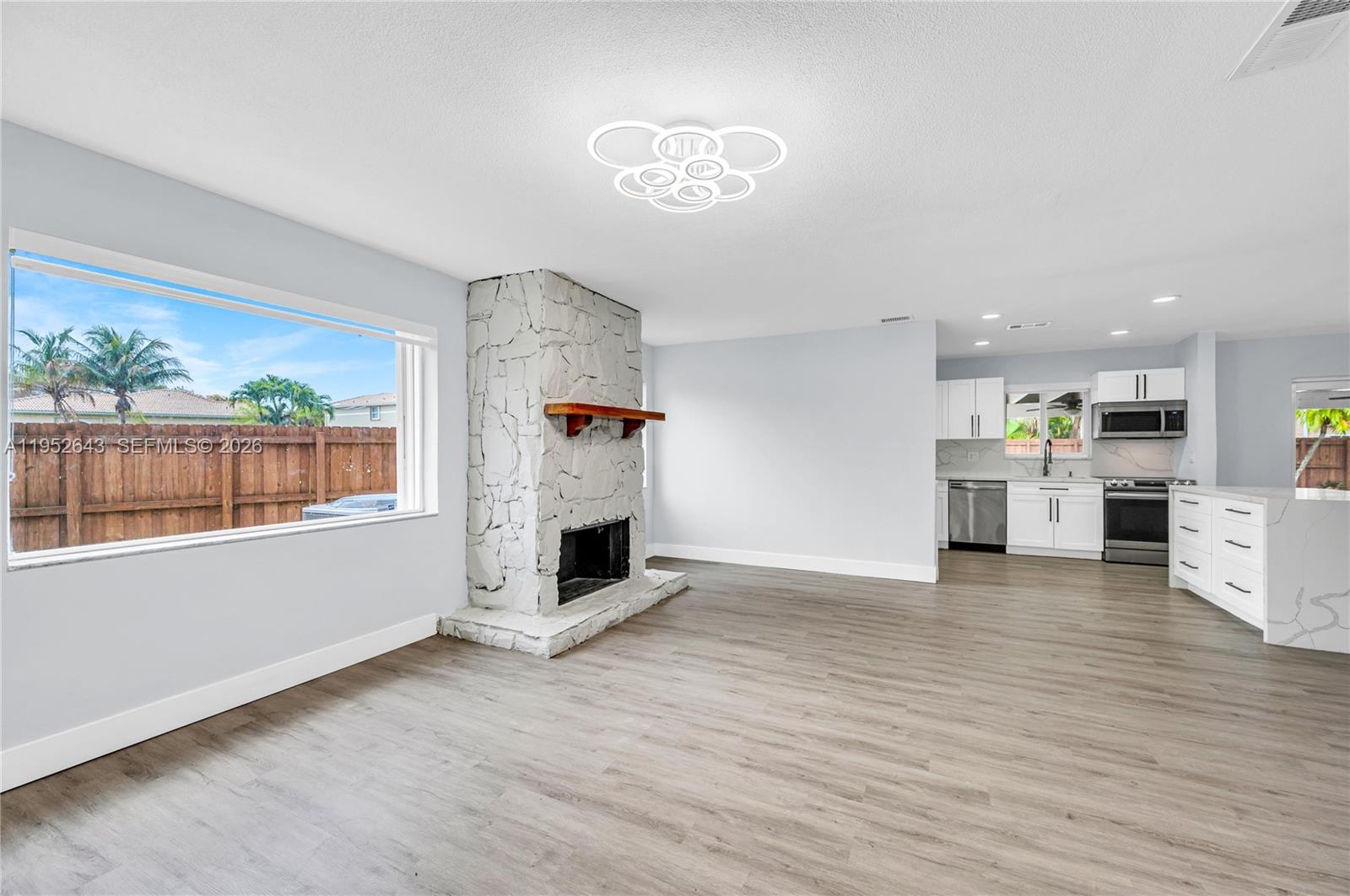 RAMBLING WOODS SUBDIVISIO - Residential