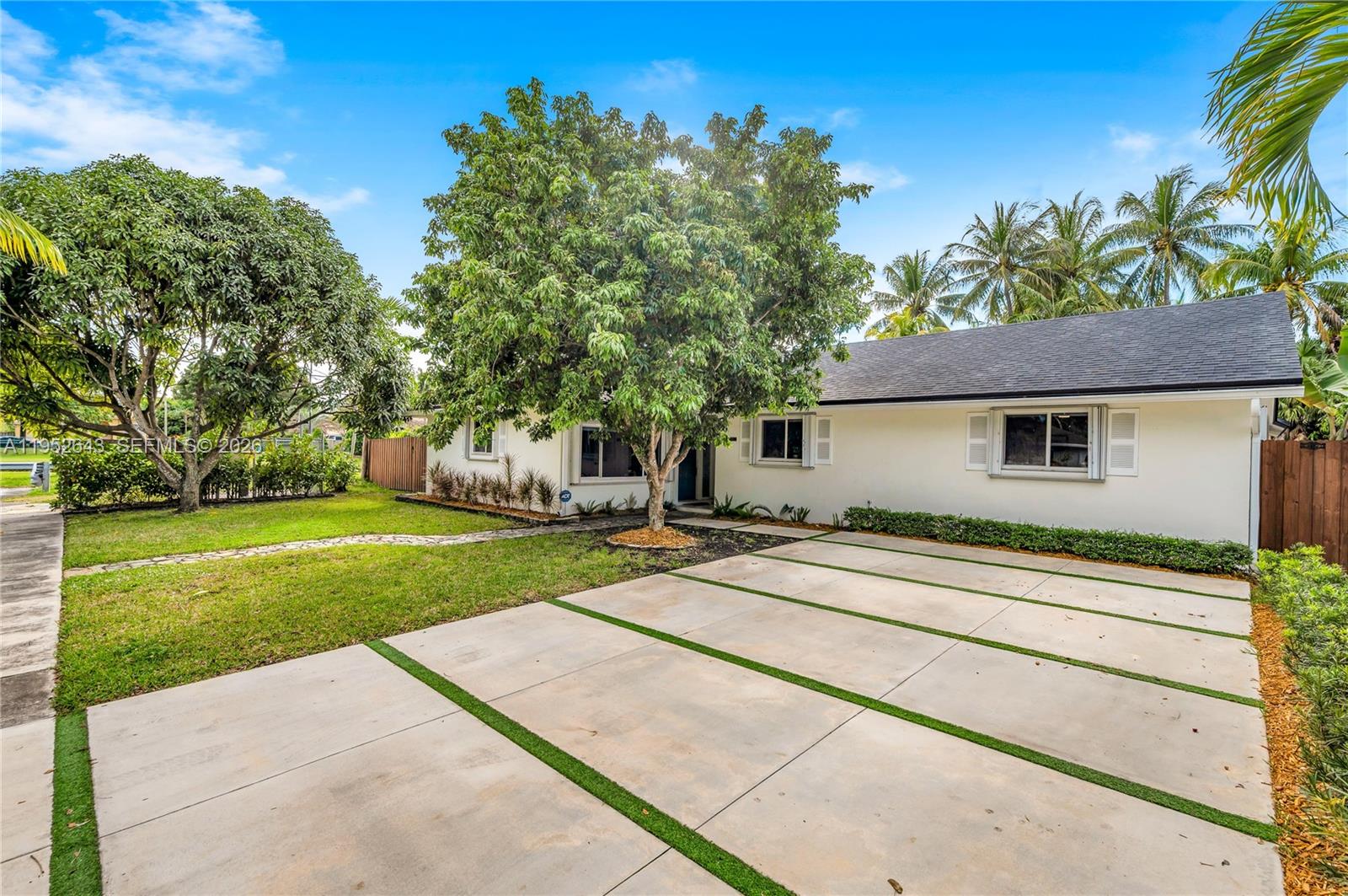 RAMBLING WOODS SUBDIVISIO - Residential