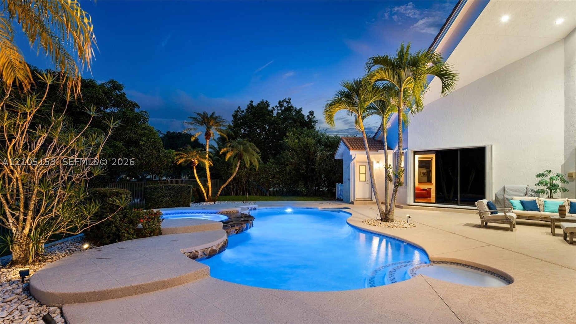 355 Coconut Cir