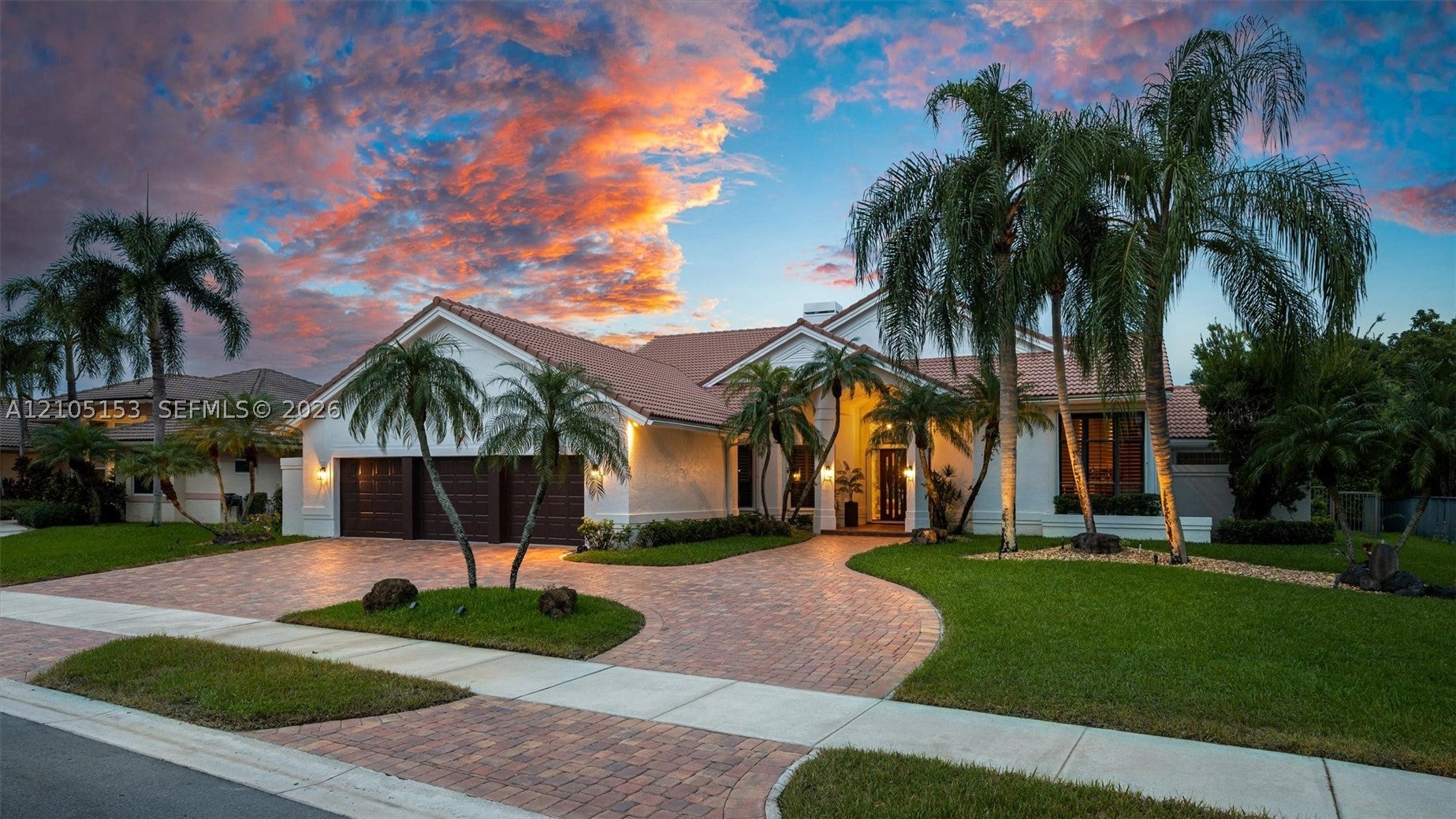 355 Coconut Cir