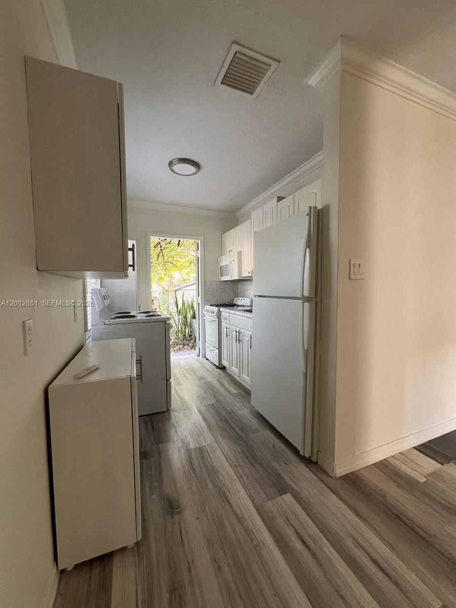 915 N 19th Ave