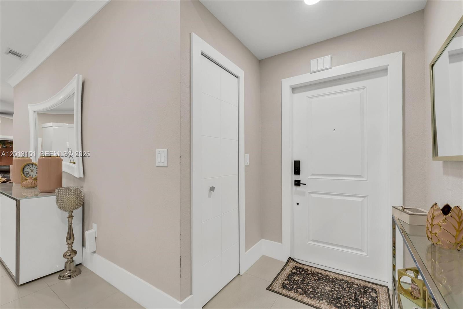 SOUTH MIAMI LAKES - Residential