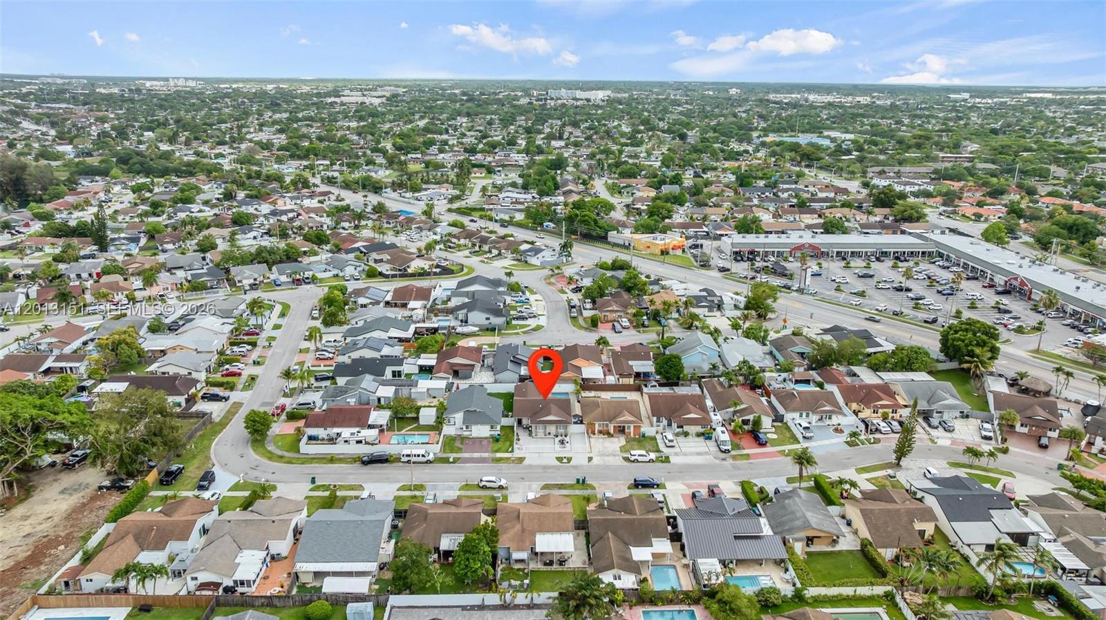 SOUTH MIAMI LAKES - Residential