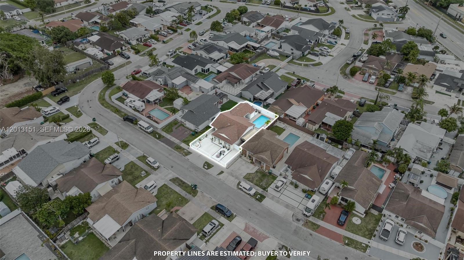 SOUTH MIAMI LAKES - Residential