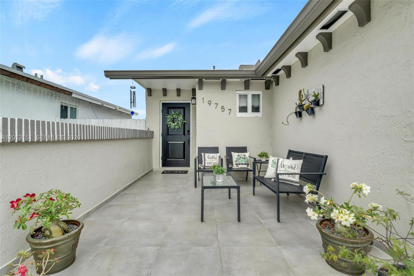 SOUTH MIAMI LAKES - Residential