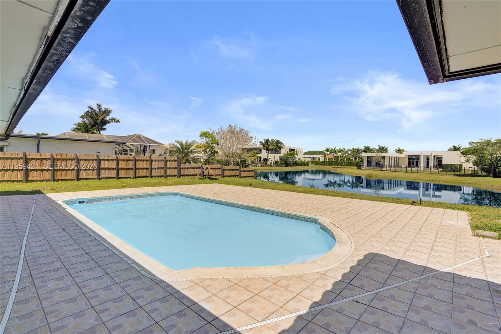 BONAVENTURE LAKES 3RD ADD - Residential