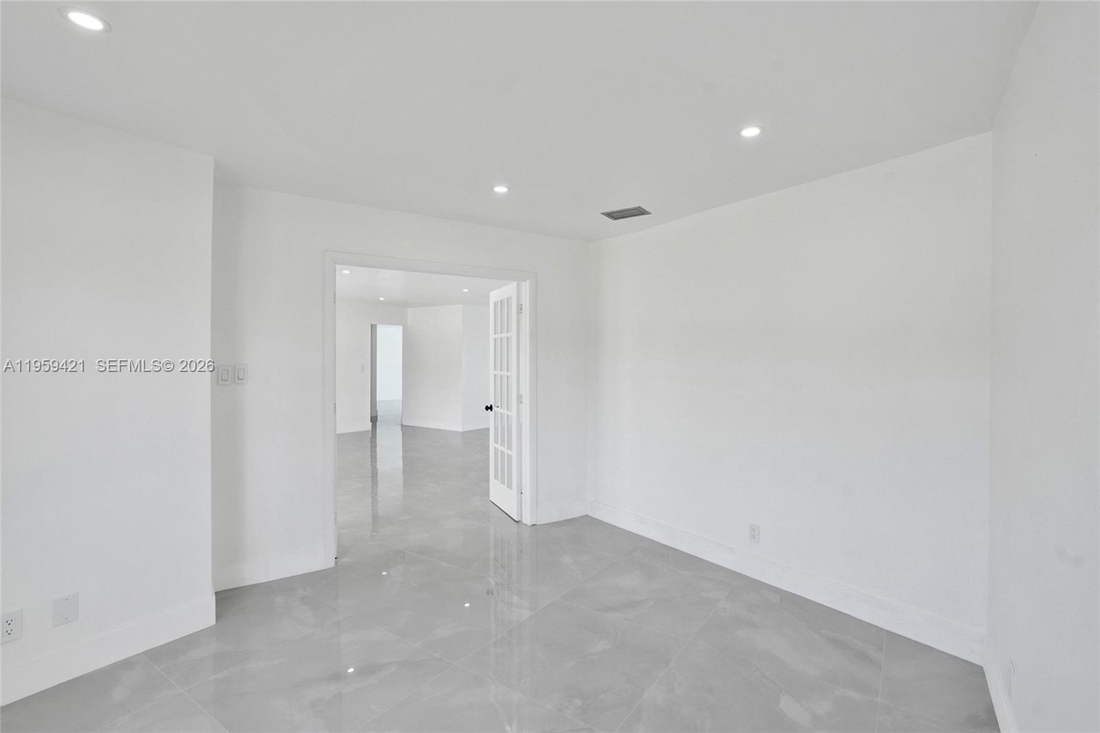 BONAVENTURE LAKES 3RD ADD - Residential