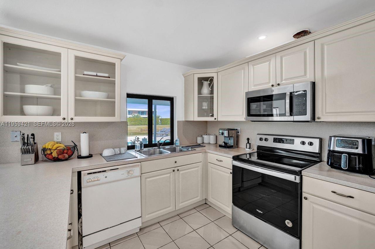 BONAVENTURE LAKES 3RD ADD - Residential