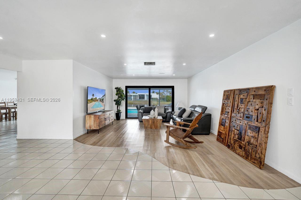 BONAVENTURE LAKES 3RD ADD - Residential