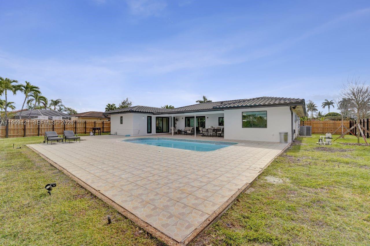 BONAVENTURE LAKES 3RD ADD - Residential