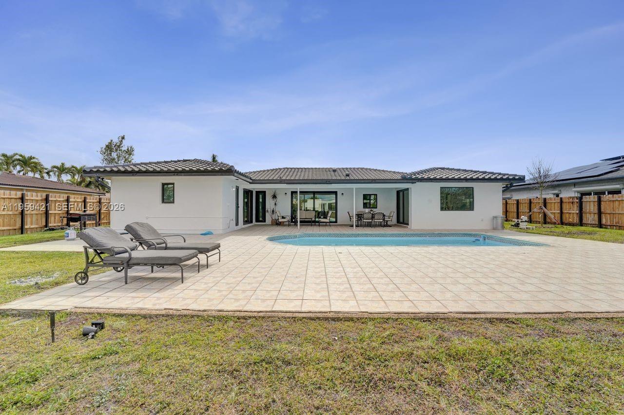 BONAVENTURE LAKES 3RD ADD - Residential