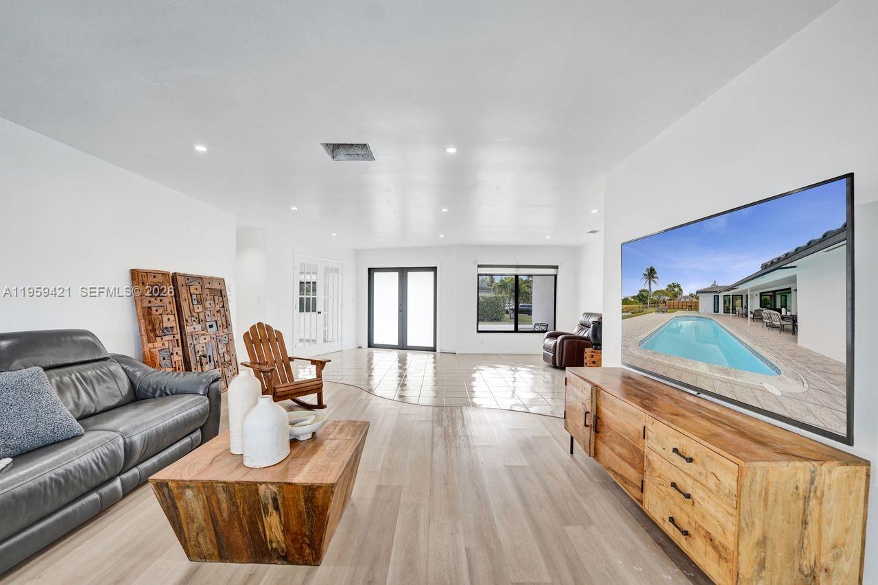 BONAVENTURE LAKES 3RD ADD - Residential