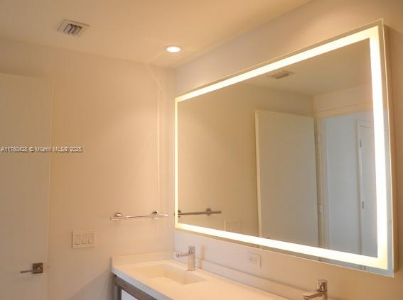 METROPICA NORTH TOWER ONE - Residential