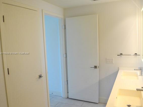 METROPICA NORTH TOWER ONE - Residential