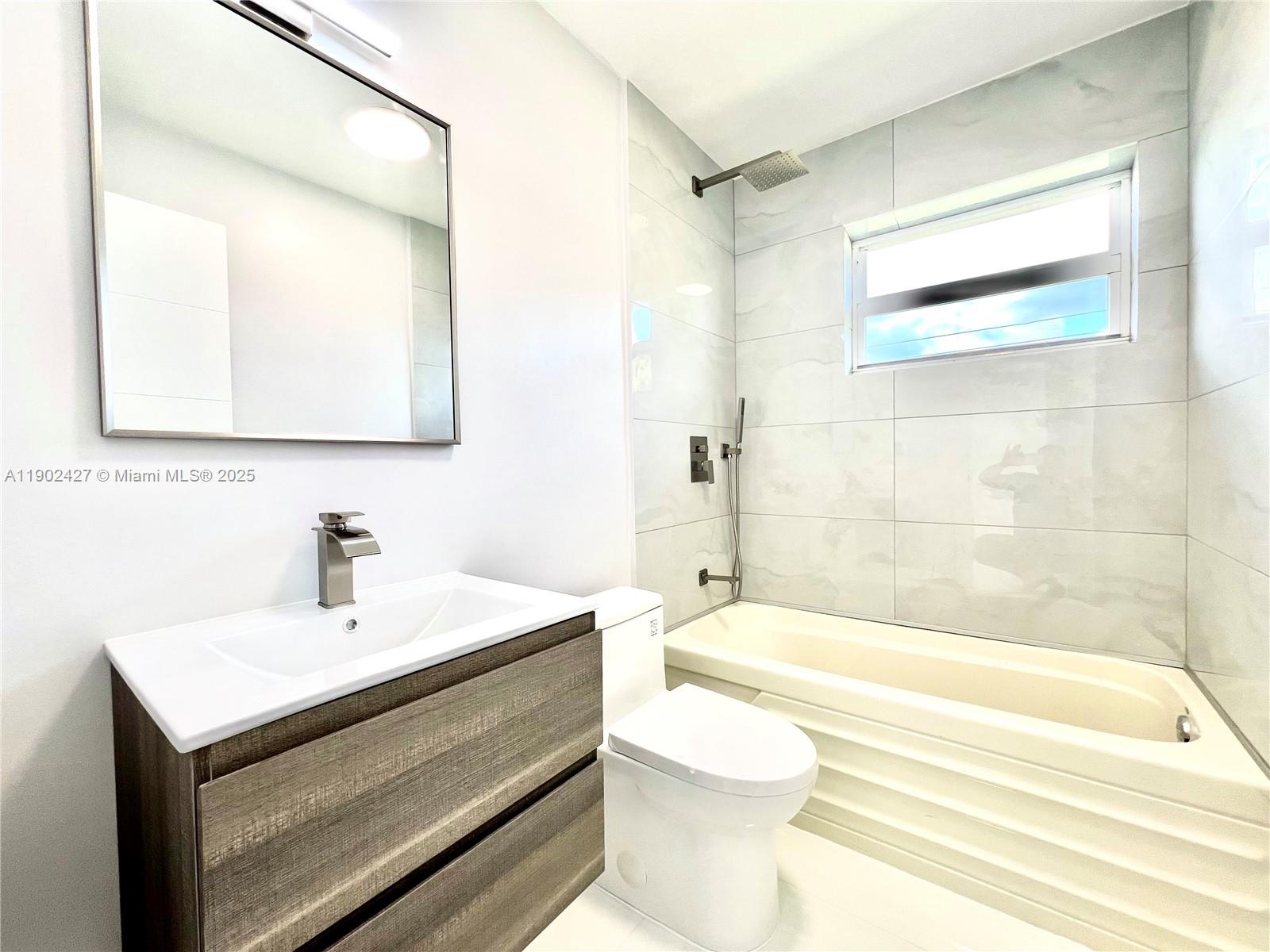 HOLLYWOOD HEIGHTS ESTATES - Residential