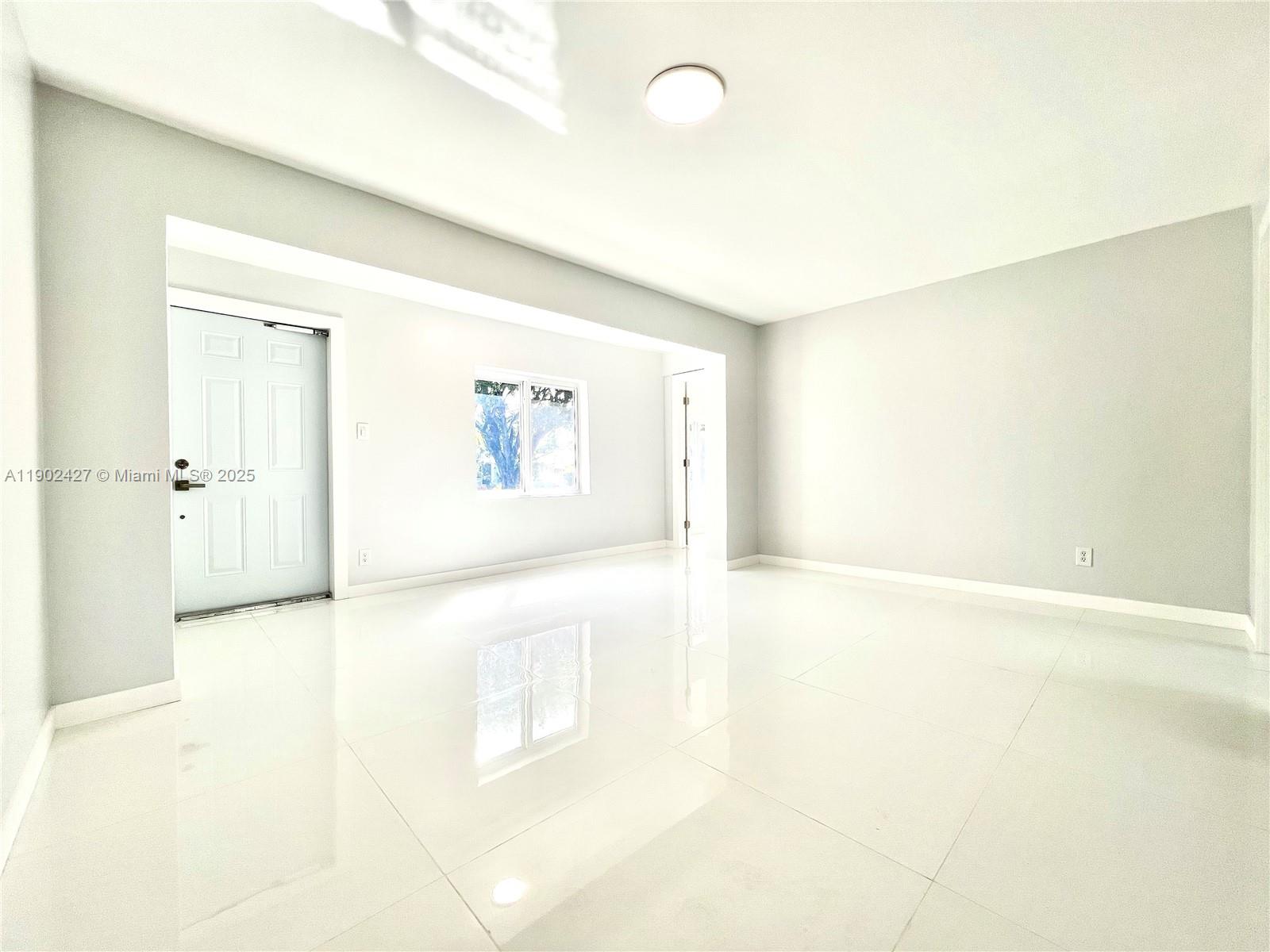 HOLLYWOOD HEIGHTS ESTATES - Residential