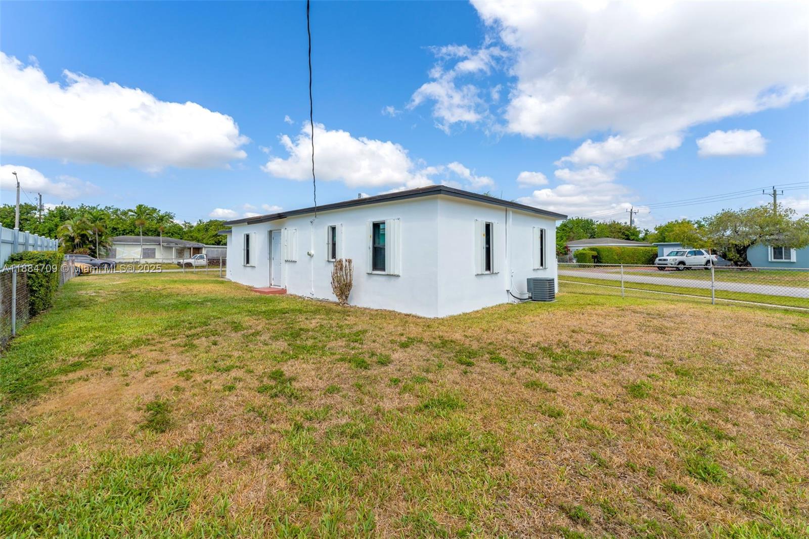 RICHMOND HEIGHTS - Residential