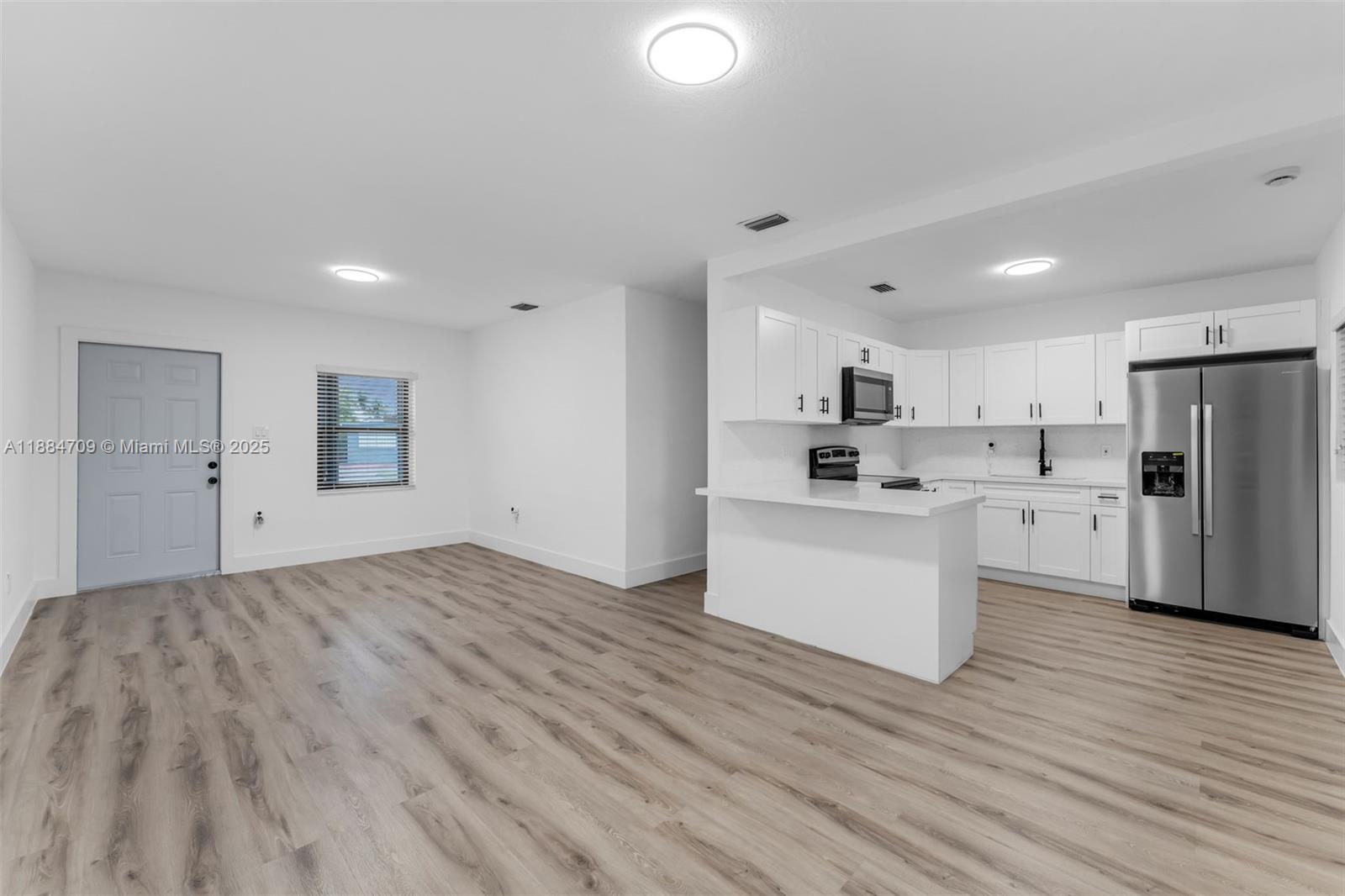 RICHMOND HEIGHTS - Residential