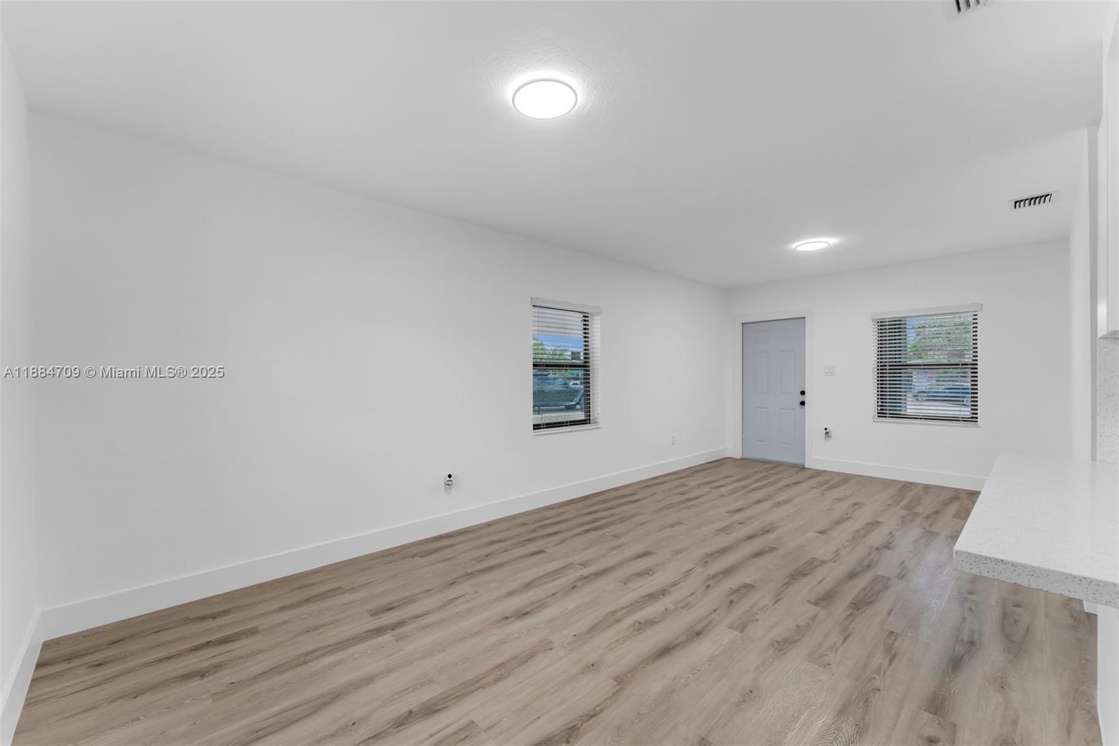 RICHMOND HEIGHTS - Residential